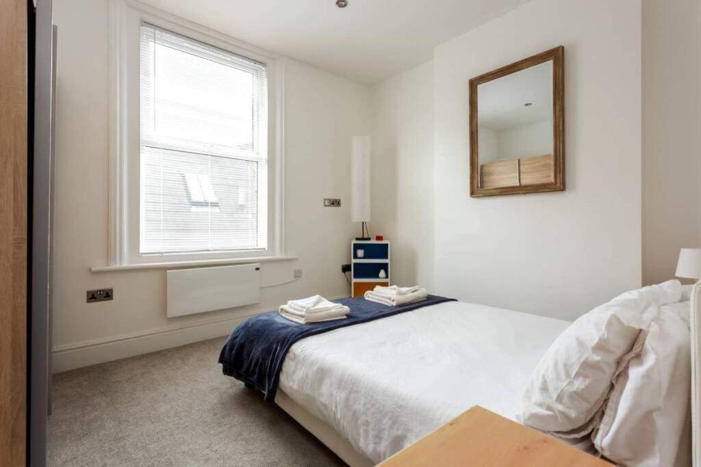 Stylish 2 Bed 2 Bath *Close To Beach And Centre With Parking* Μπόρνμουθ Εξωτερικό φωτογραφία