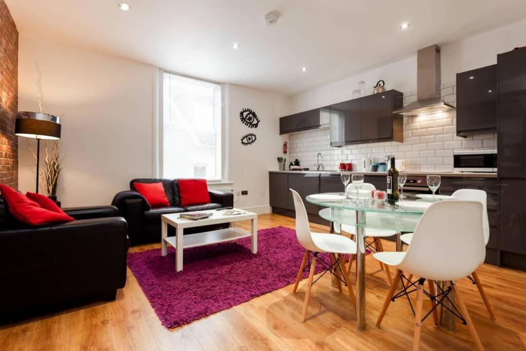 Stylish 2 Bed 2 Bath *Close To Beach And Centre With Parking* Μπόρνμουθ Εξωτερικό φωτογραφία